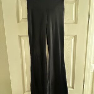 Aritzia Butter High-Rise Flare Leggings 30”